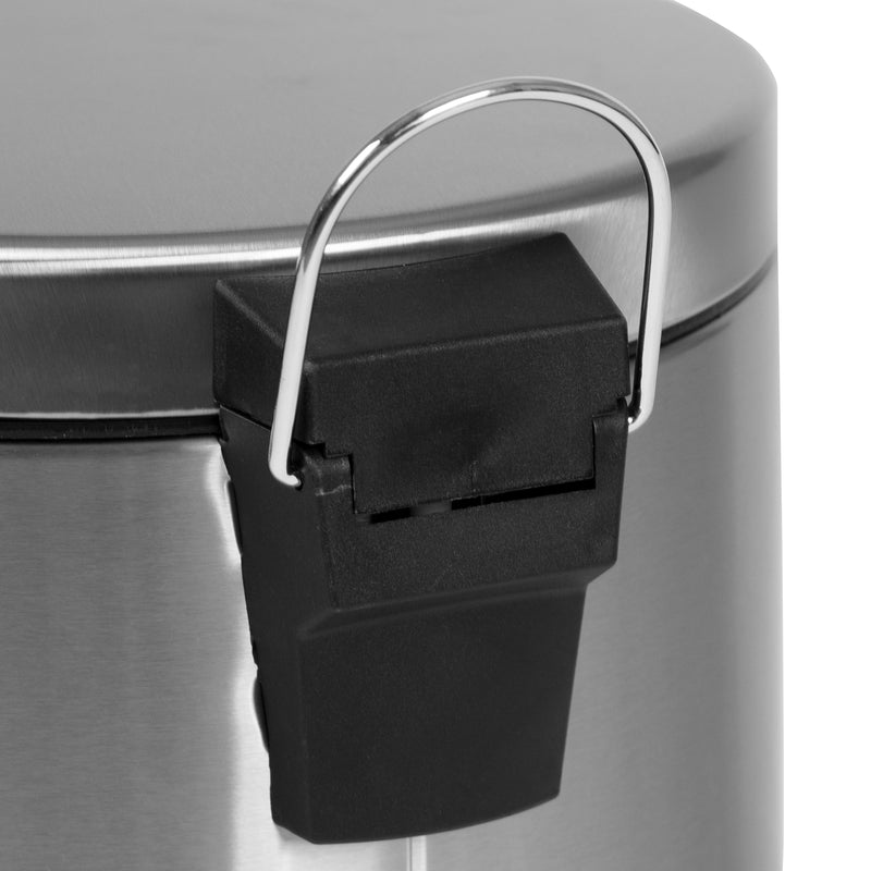 Round Stainless Steel Fingerprint Resistant Soft Close, Step Trash Can - 5.3 Gallons (20L)