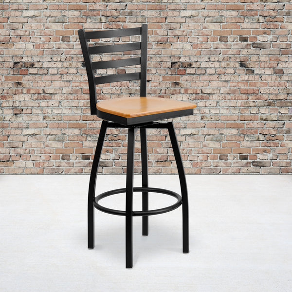 SINGLEWAVE Series Black Ladder Back Swivel Metal Barstool - Natural Wood Seat